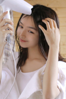 抬头不见低头见